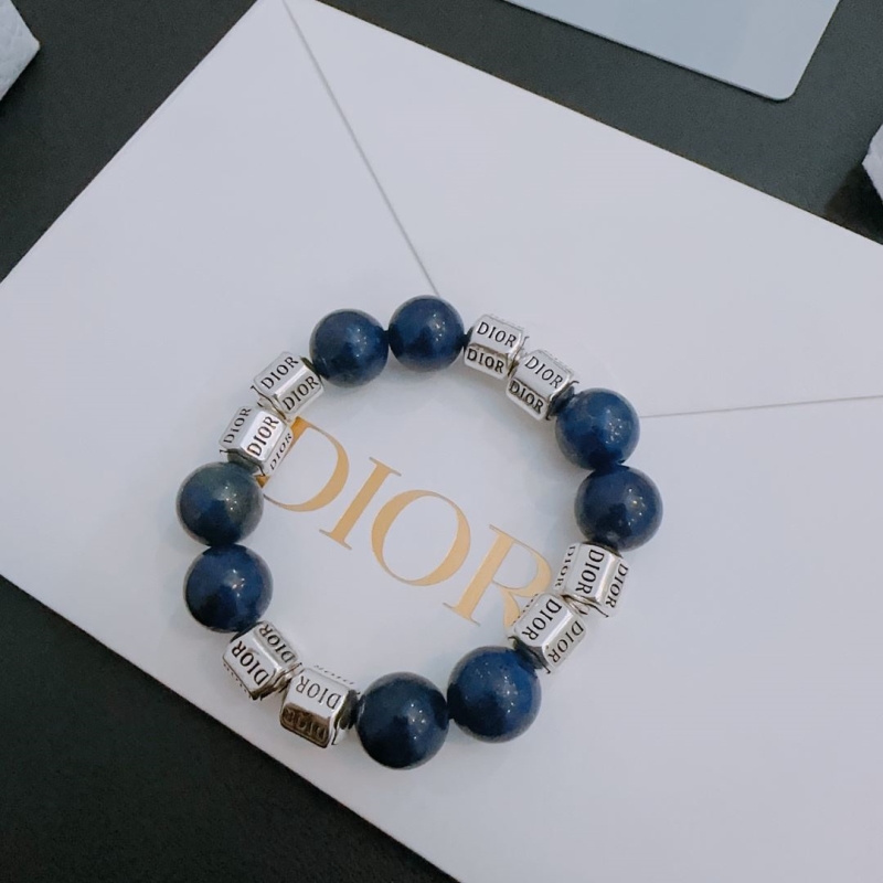 chr1st1an D10r bracelets